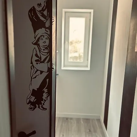Appartement Maison Avec Salle Cinéma Privée Berlaimont