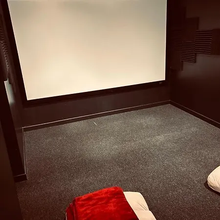 Maison Avec Salle Cinema Privee Lejlighed Berlaimont