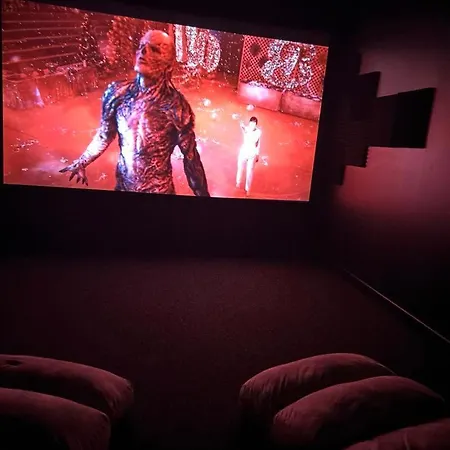 Maison Avec Salle Cinéma Privée *