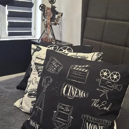 Maison Avec Salle Cinéma Privée * Berlaimont